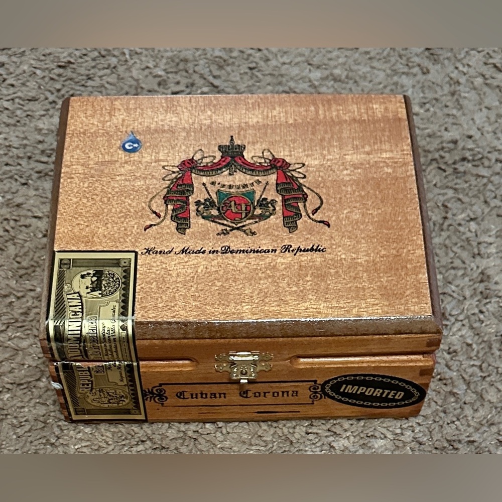 Vintage Arturo Fuente Wooden Empty Cigar Box